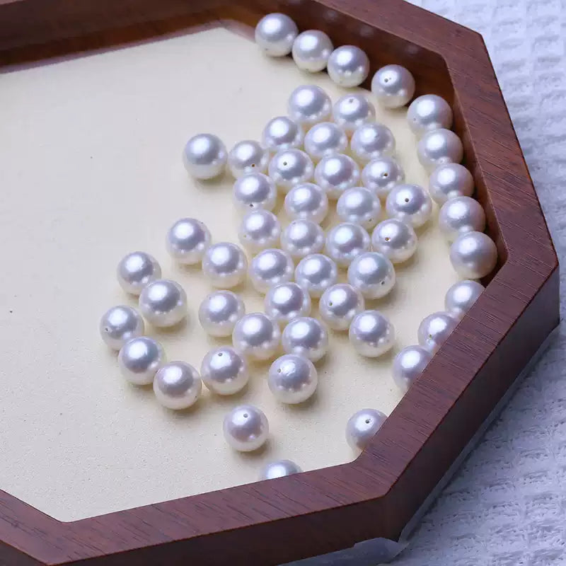 Natural white Edison freshwater pearls, available in 8-9mm, 9-10mm, 10-11mm, and 11-12mm. Full-drilled loose beads for DIY jewelry making