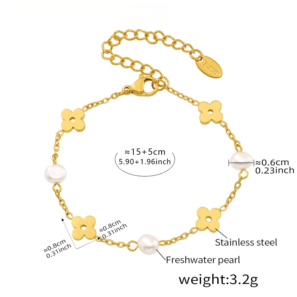 Elegant packaging for the Instagram-style gold flower and pearl necklace and bracelet set
